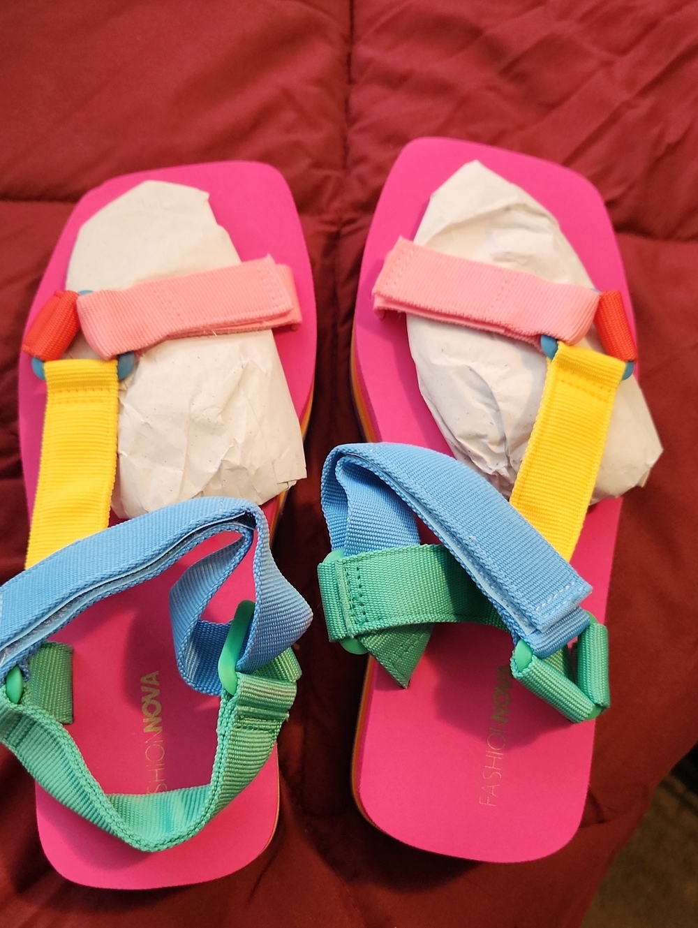 Womwn Multicolor Strap Sandals - Pink